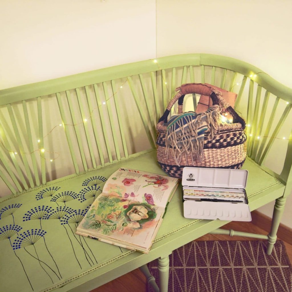 banquette peinte avec la chalk paint annie sloan